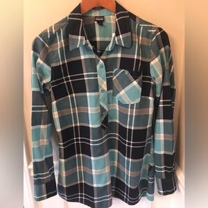 Patagonia Long Sleeve Plaid Hiking Top Small